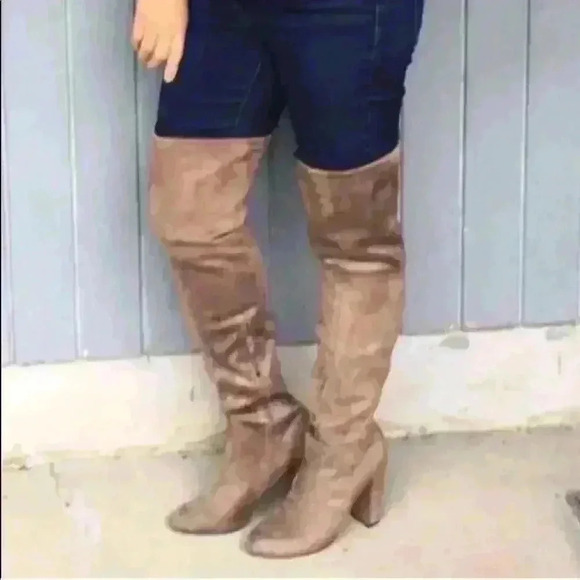 NWOT Target Brand Over the Knee Nude Boots Sz 6.5 - Picture 7 of 8